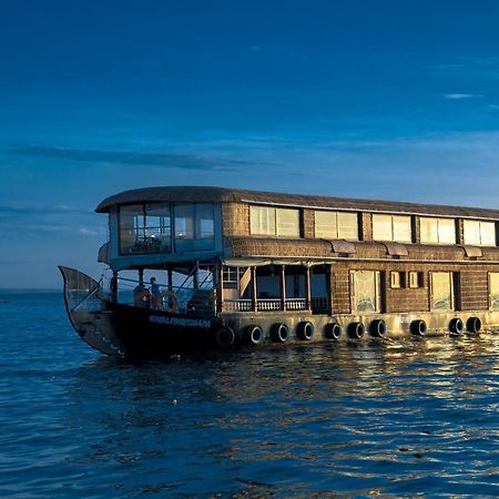 Hotel Harmony Houseboats Alappuzha Exterior foto