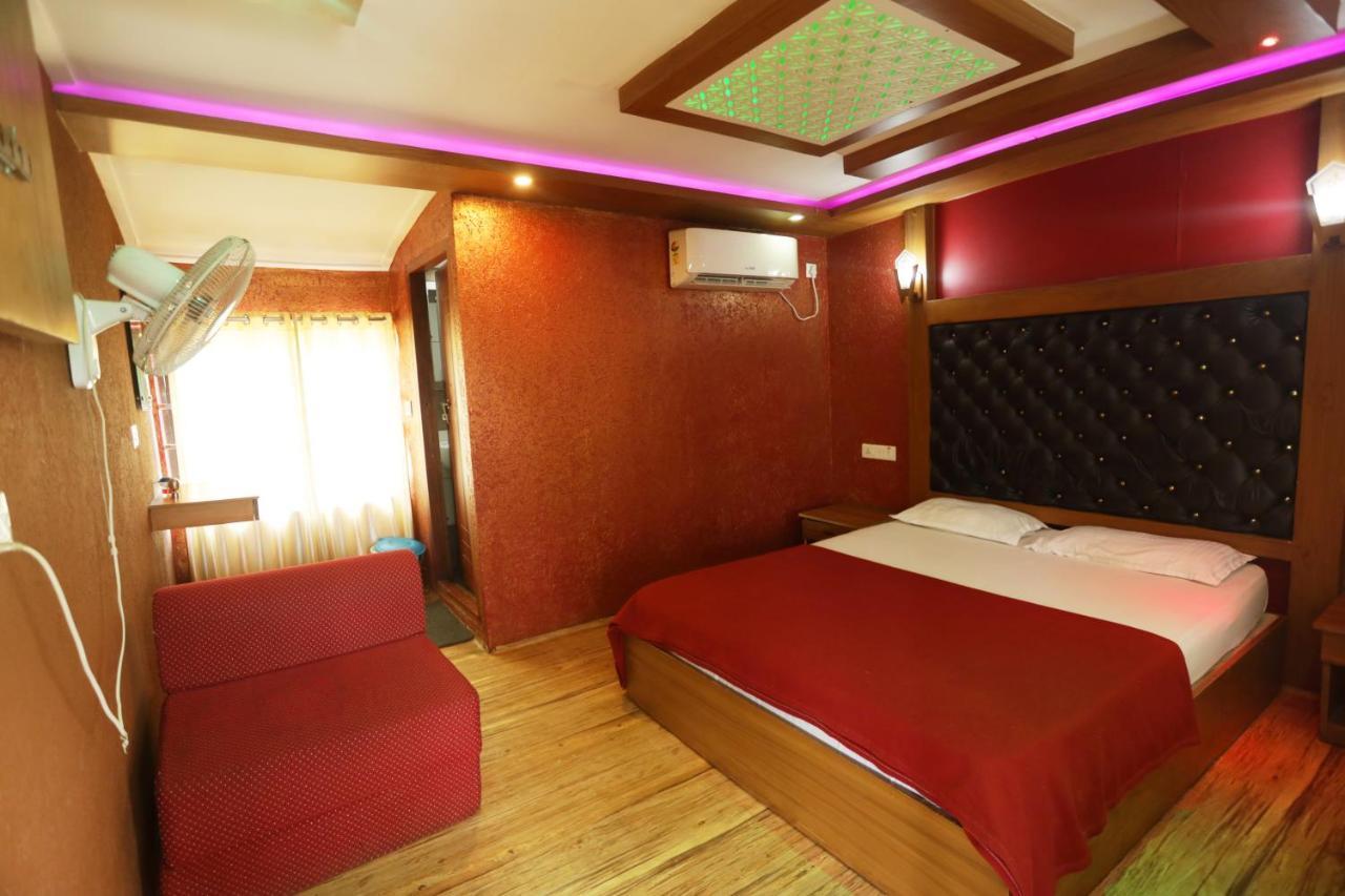 Hotel Harmony Houseboats Alappuzha Exterior foto