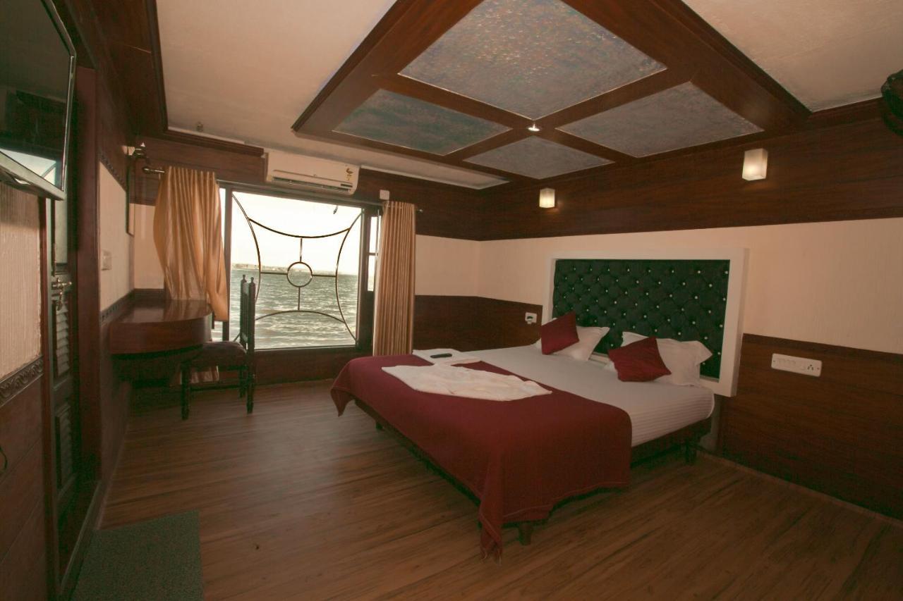 Hotel Harmony Houseboats Alappuzha Exterior foto